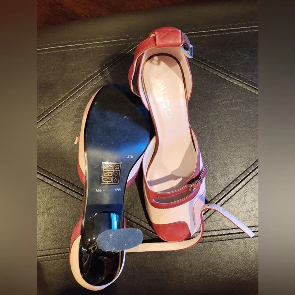 Aldo closed toes heels sandals